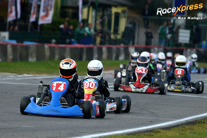 Sterke inhaalraces Roderick Pikker Micro Max Kerpen